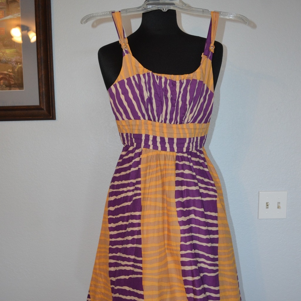 KNEE Dress Size 2 Fei Purple Orange Printed Sheath